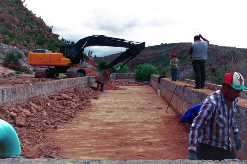 Participa Interapas en obras de infraestructura hidráulica para escalerillas