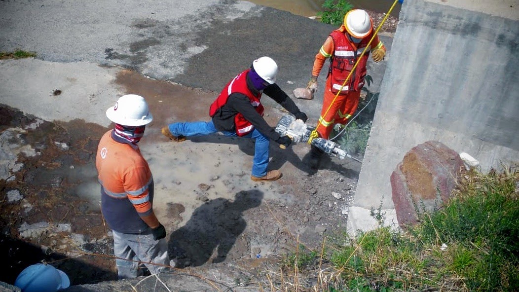 Recuperan 7 colonias suministro ante afectaciones por reparación en ducto de El Realito.