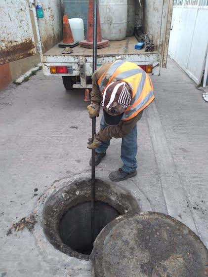 Invierte Interapas líneas de drenaje en Soledad de Graciano Sánchez.