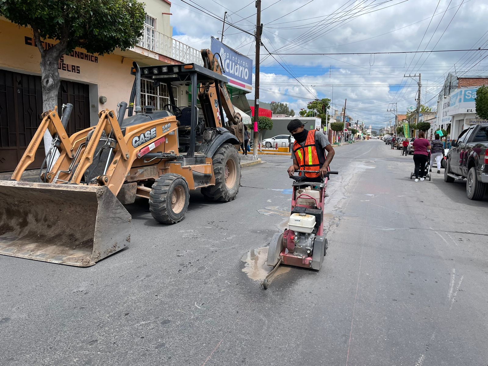 INICIAN TRABAJOS DE REPOSICIÓN DE DRENAJE EN SOLEDAD DE GRACIANO SÁCHEZ