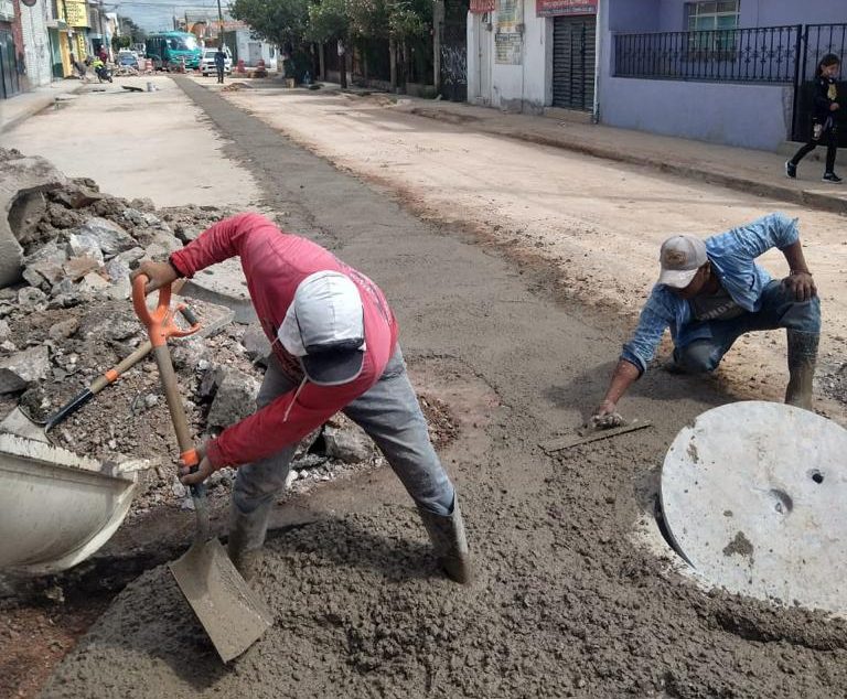 CONCLUYE INTERAPAS DRENAJE SANITARIO EN LA CALLE CENTAURO DEL NORTE
