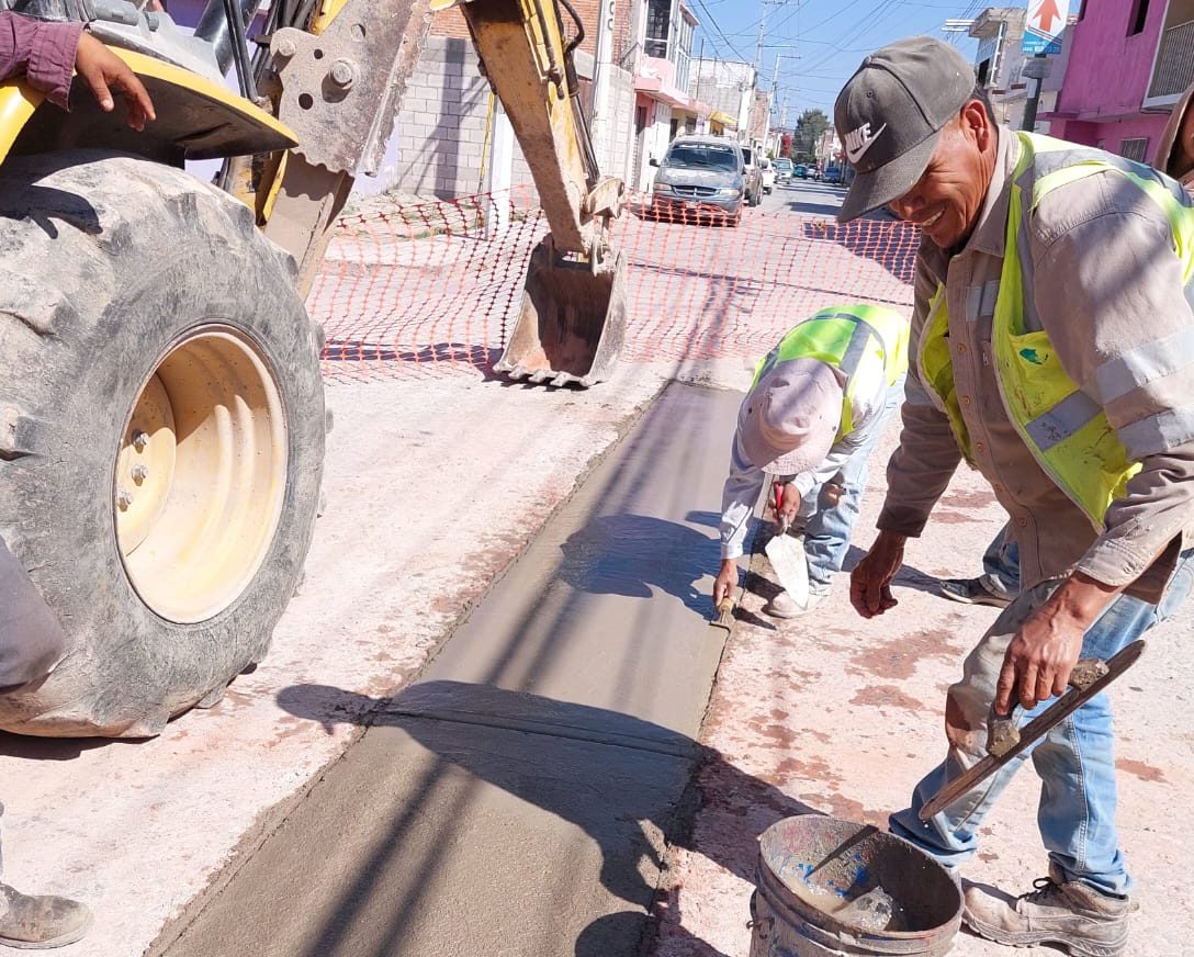 CONCLUYE INTERAPAS SUSTITUCIÓN DE DRENAJE  EN VILLAS DEL MORRO EN SGS