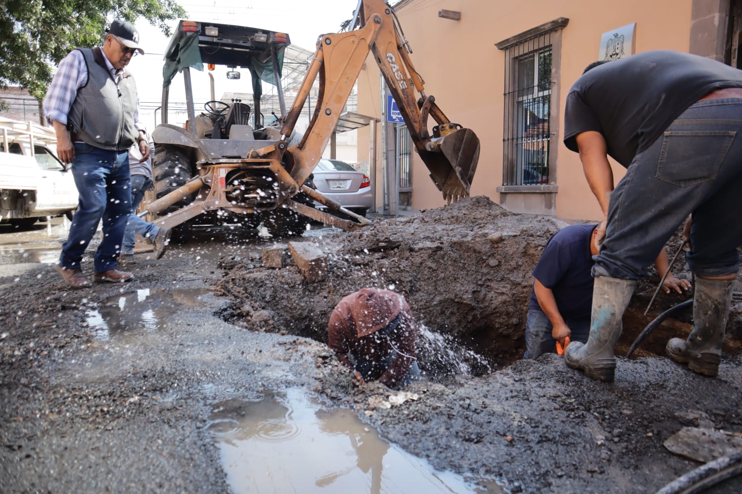 A TRAVÉS DE “FUGA CERO” INTERAPAS RECUPERA IMPORTANTE CAUDAL EN LA COLONIA ALAMITOS