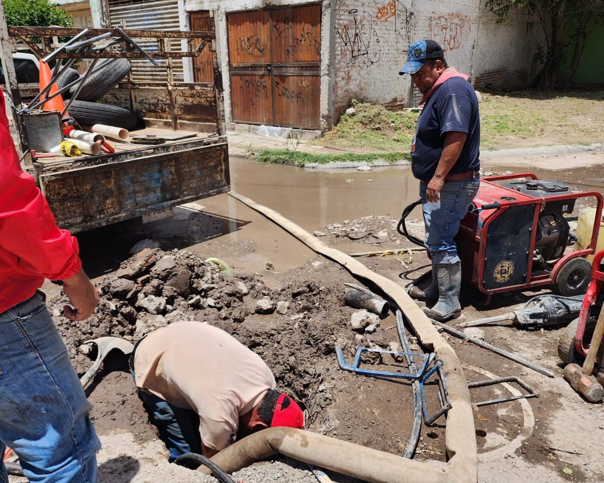 INTERAPAS REALIZA MEJORA INTEGRAL DE REDES DE AGUA POTABLE EN LA COLONIA INDUSTRIAL AVIACIÓN 1ª SECCIÓN