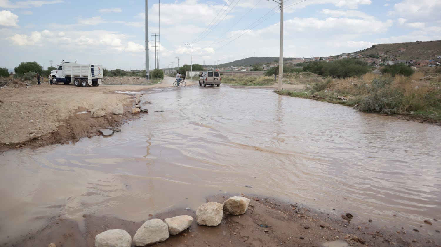 INTERAPAS FORTALECE EL OPERATIVO DE DISTRIBUCIÓN DE AGUA A TRAVÉS DE PIPAS