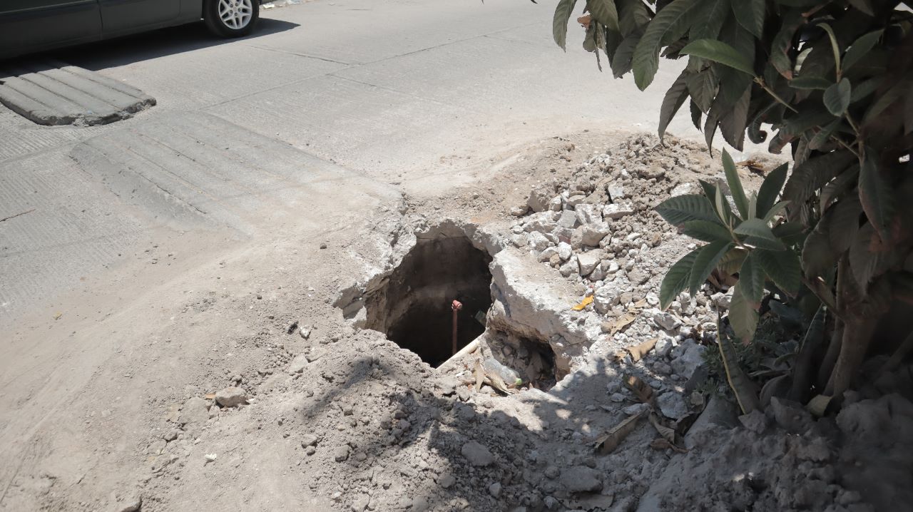RED DE AGUA POTABLE EN VALLE DORADO COMPLETAMENTE OBSTRUÍDA POR RAÍCES ES INTERVENIDA POR INTERAPAS