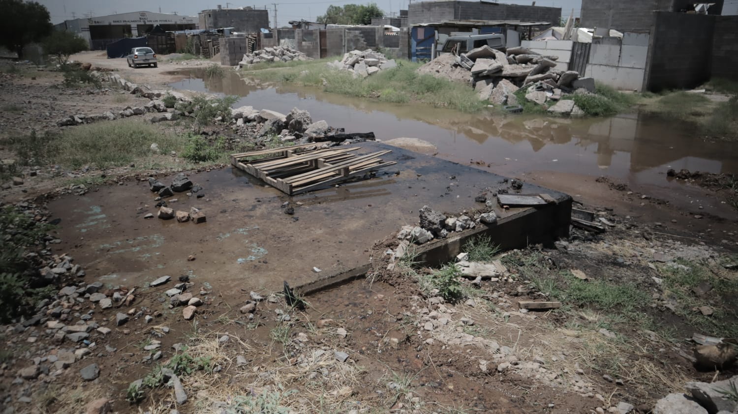 DETECTAN FUGA EN VÁLVULAS DEL ACUEDUCTO EL REALITO; INTERAPAS OPERA PLAN DE CONTINGENCIA