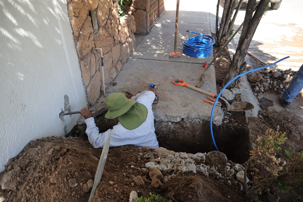 CON LA SUSTITUCIÓN DE TUBERÍA OBSOLETA, INTERAPAS RECUPERA IMPORTANTE CAUDAL DE AGUA