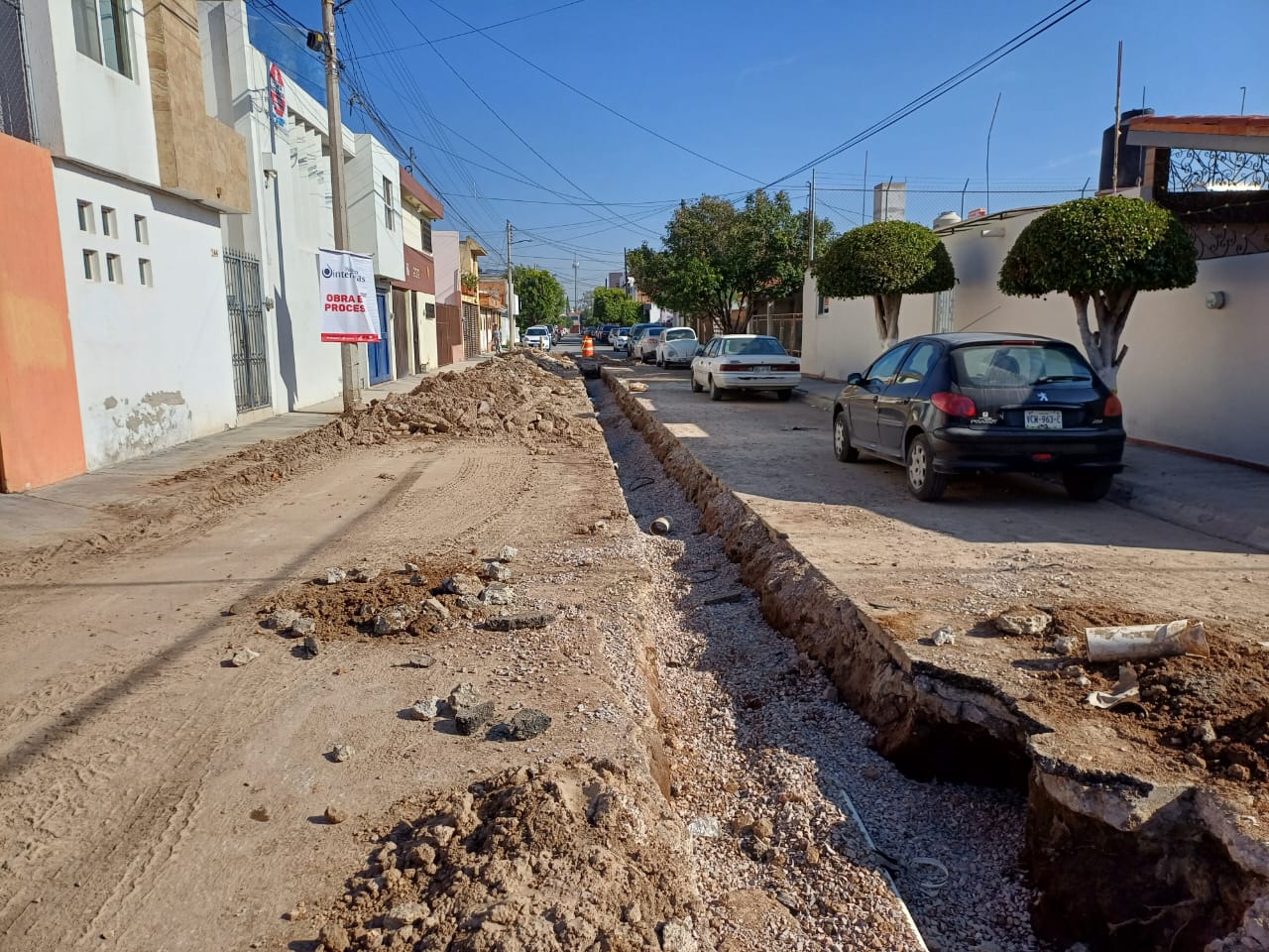 NUEVO ALCANTARILLADO SANITARIO EN CALLE CIPRESES BENEFICIARÁ A CIEN FAMILIAS DE LA COLONIA JACARANDAS