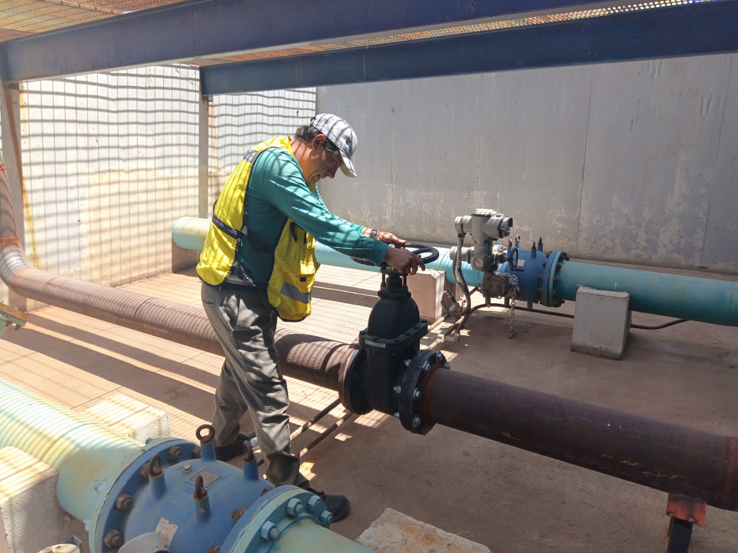 Interapas recibe tanque de almacenamiento para mejorar el plan de respuesta a la crisis de agua en la zona poniente