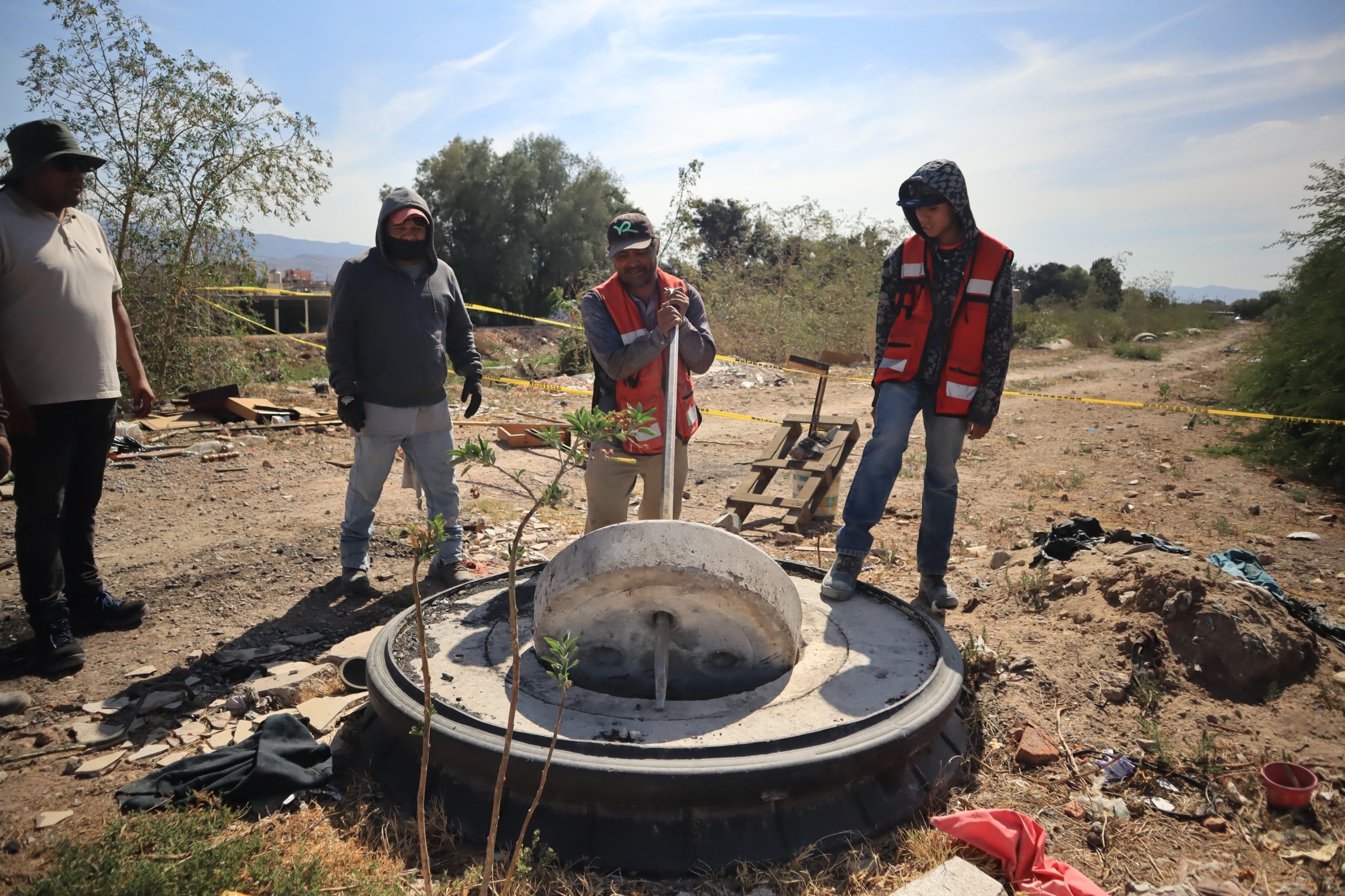 Interapas inicia reparación de colapso en la colonia Los Silos