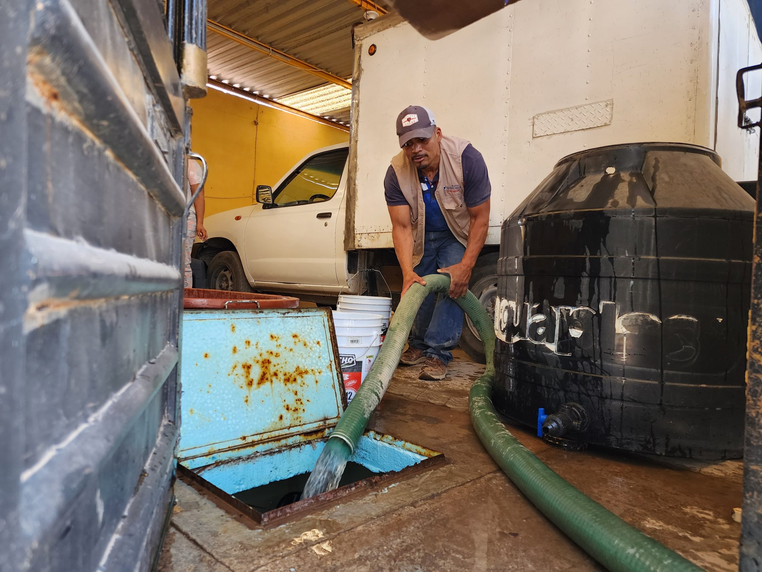 Interapas realizará una revisión técnica en las redes de la colonia Las Flores para determinar causas de falta de agua.
