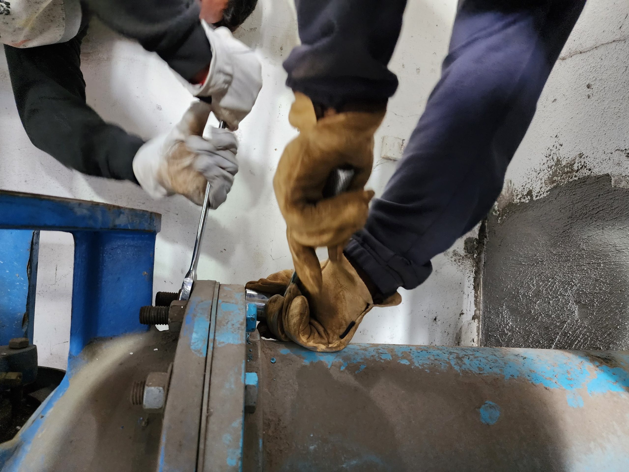 Refuerza Interapas bombas de cárcamos de puentes “Pemex” y “Manuel J. Othón” para aumentar capacidad de desfogue.