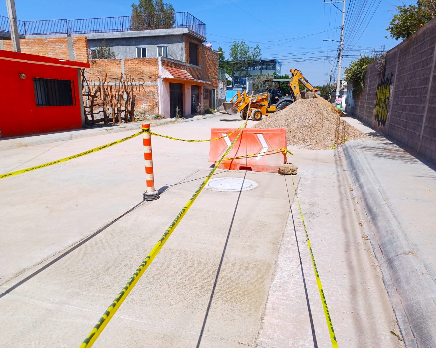 Con una inversión cercana a los tres mdp, Interapas rehabilita drenajes colapsados en Soledad de Graciano Sánchez.