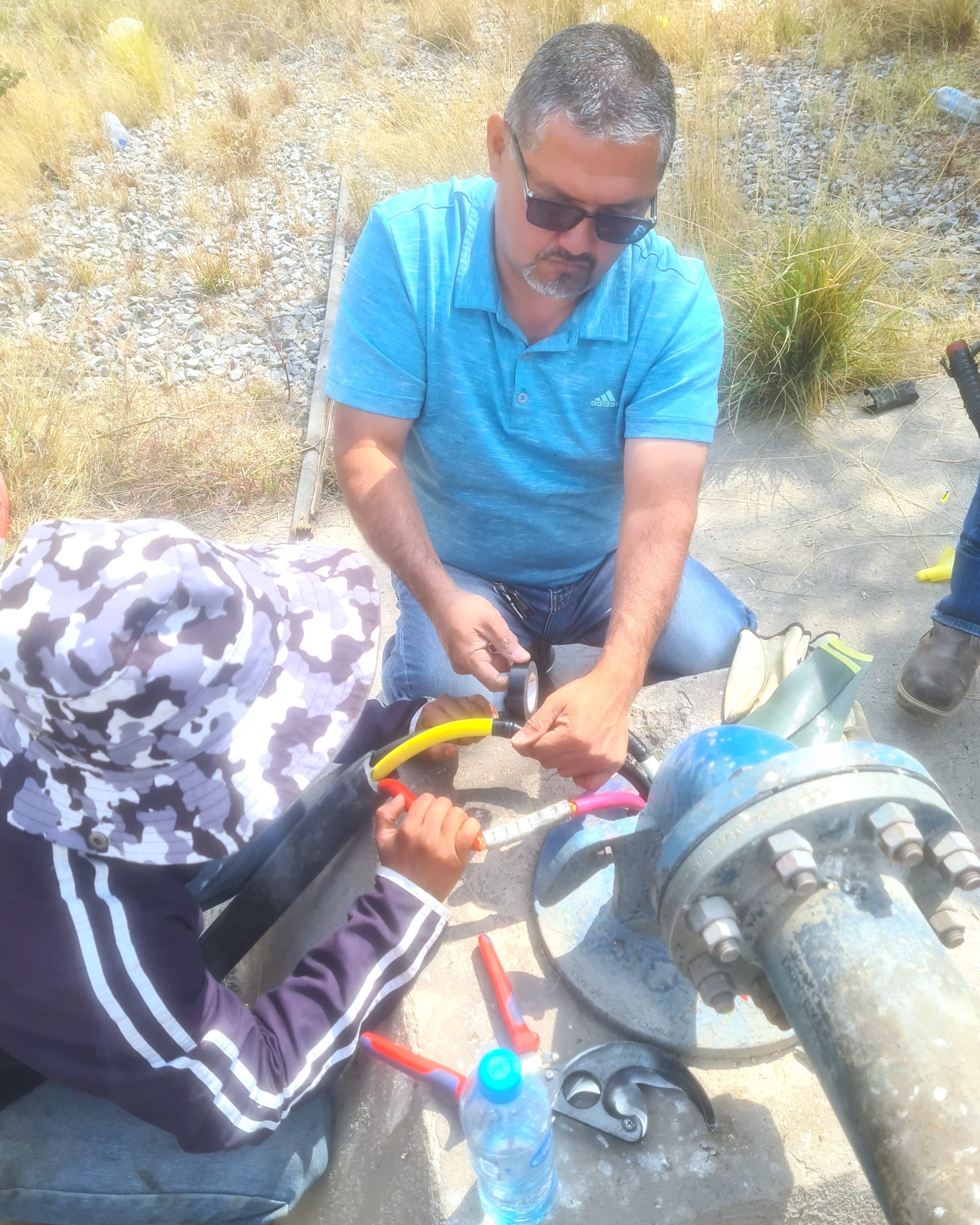 Interapas restablece suministro de agua para colonias de Villa de Pozos.