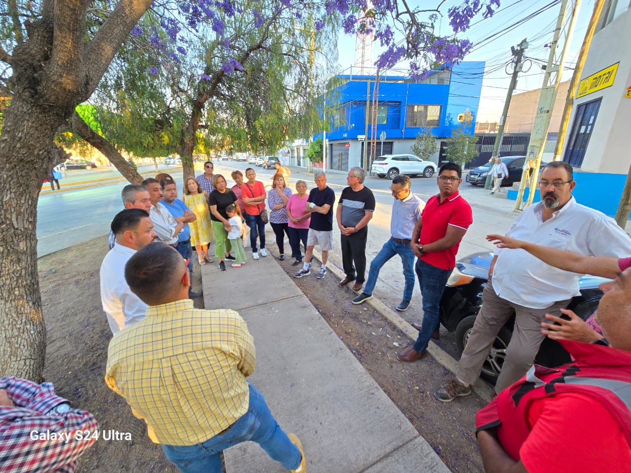 Interapas atiende problemática de drenaje colapsado en la colonia “Prados Glorieta”