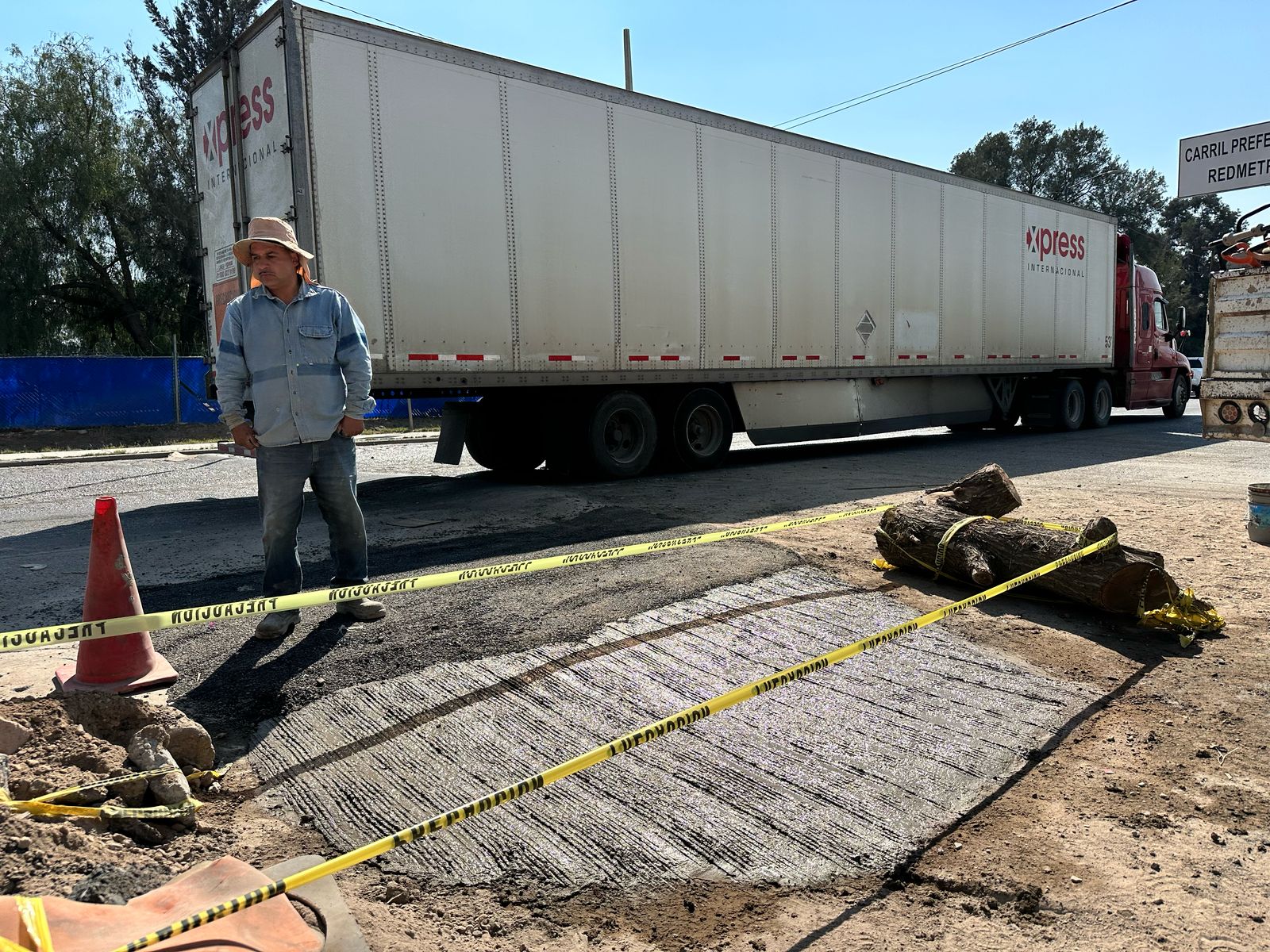 Interapas concluye trabajos de bacheo en el Eje 122 y en los Agaves de Soledad de Graciano Sánchez.