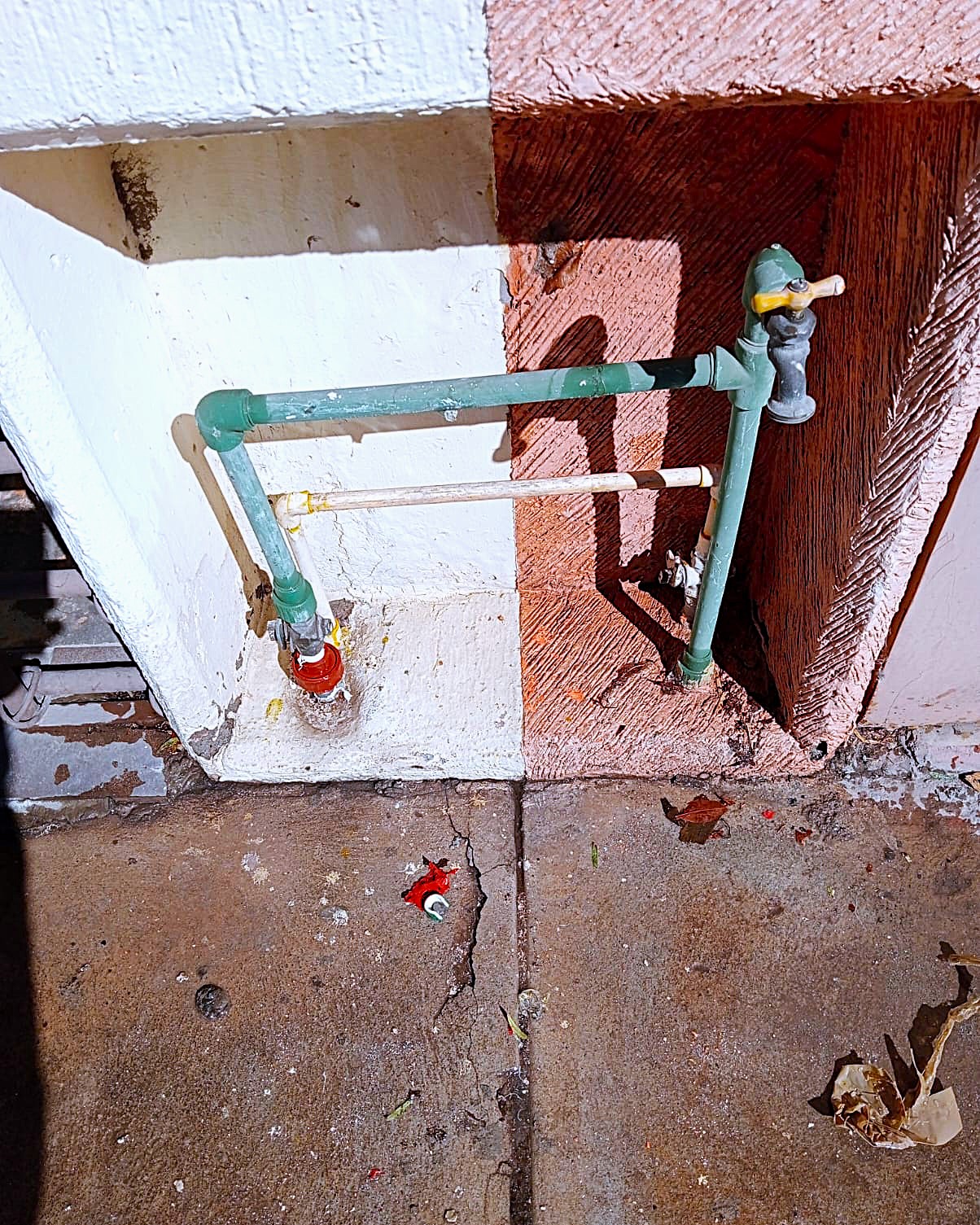 INTERAPAS llama a regularizar tomas clandestinas.