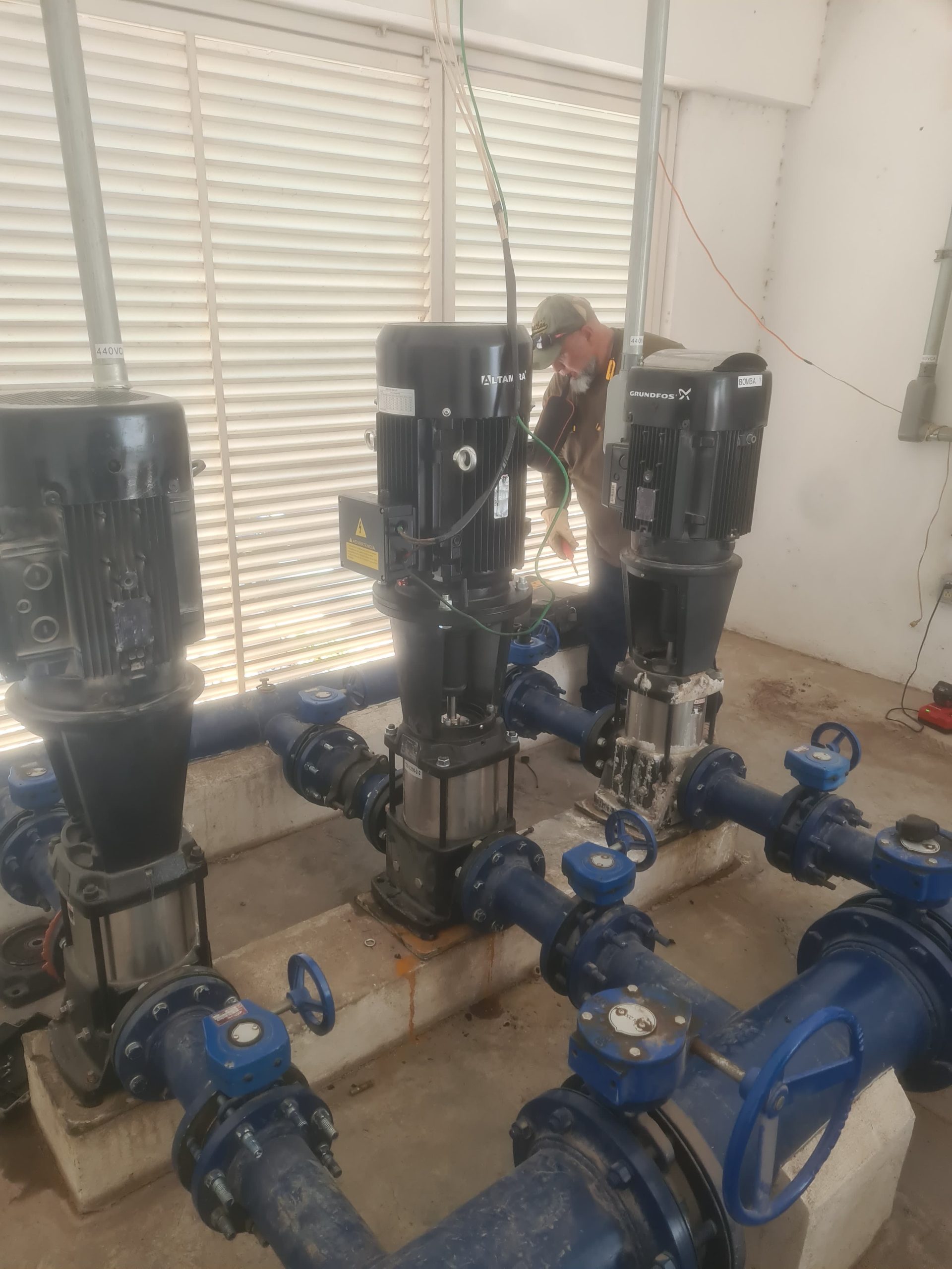 Interapas instala equipo de bombeo para mejorar la presión en zona compartida por San Luis Potosí y Soledad de Graciano Sánchez