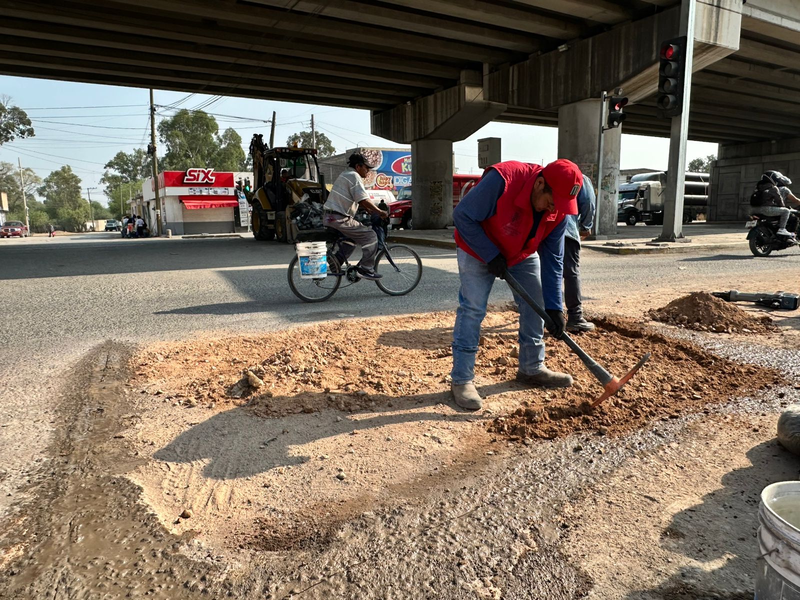 Interapas renueva válvulas de red principal de agua al norte de la ciudad