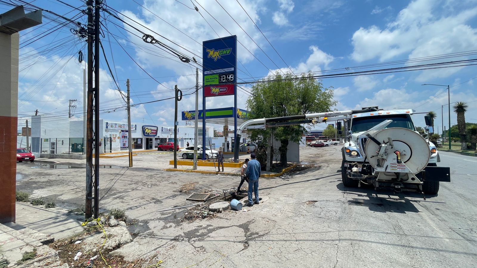 Interapas refuerza acciones de desazolve tras lluvias de este domingo