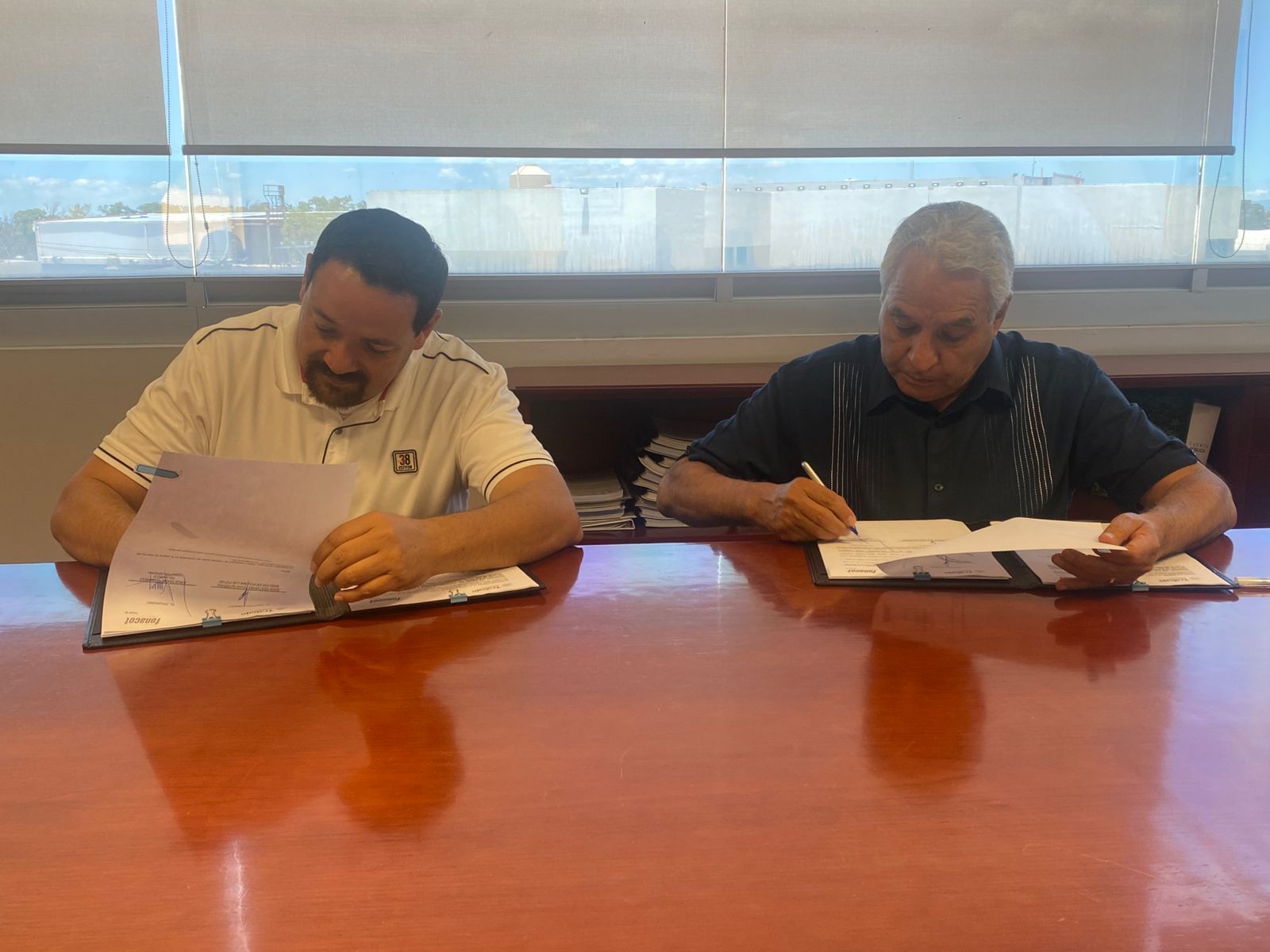 Interapas y FONACOT firman convenio en beneficio de empleados sindicalizados y de confianza