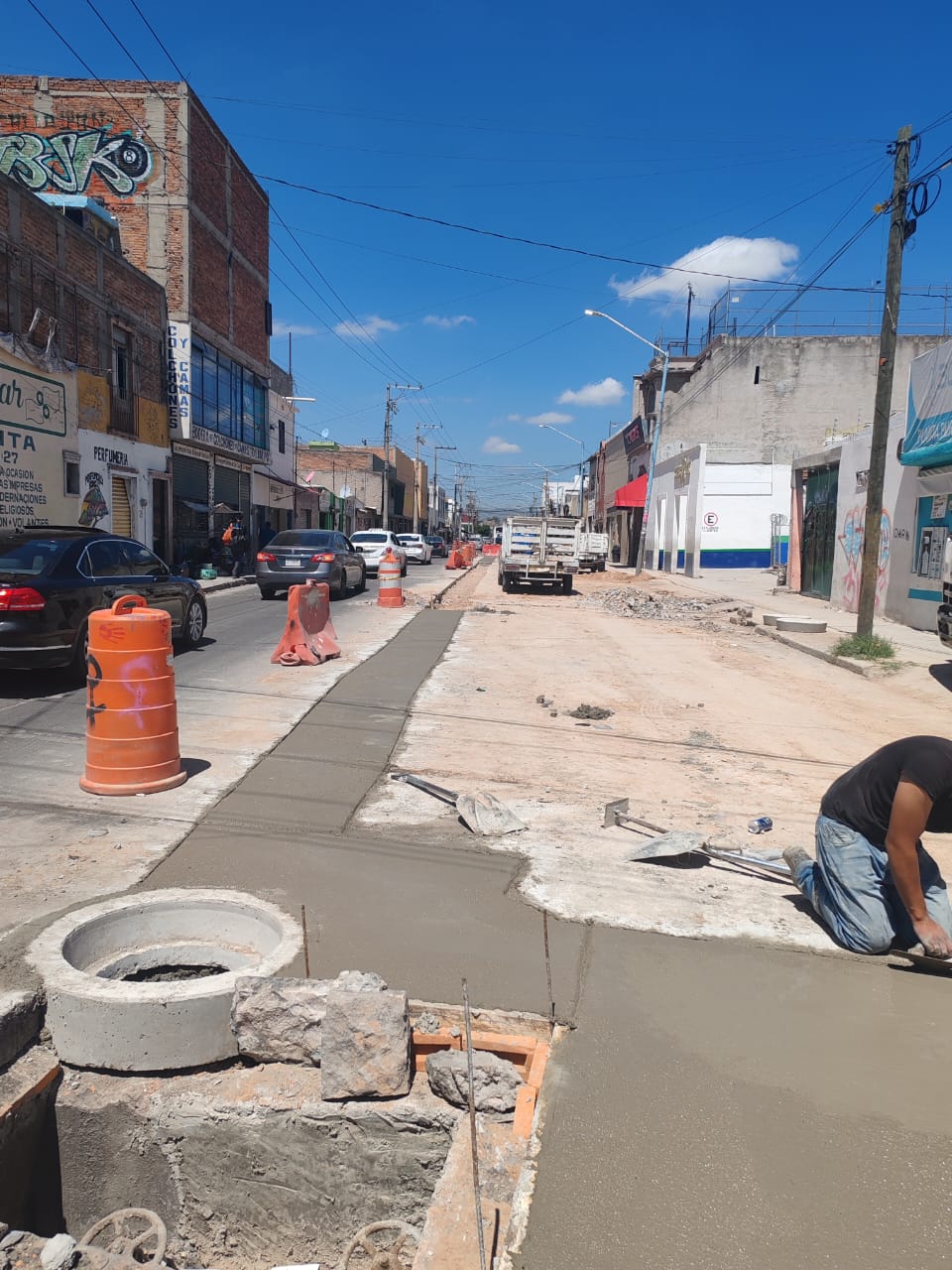 Avanza al 95 por ciento, rehabilitación del alcantarillado sanitario en calle Pedro Montoya