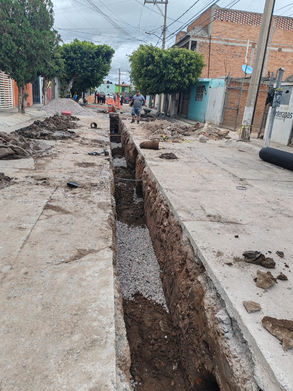 Interapas rehabilita drenaje en Los Fresnos para solucionar un problema de salud en la zona