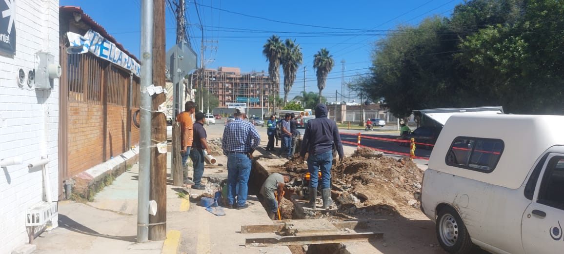 Interapas coordina trabajos con Obras Públicas del Gobierno de la Capital en la intervención de Av. de Los Pintores