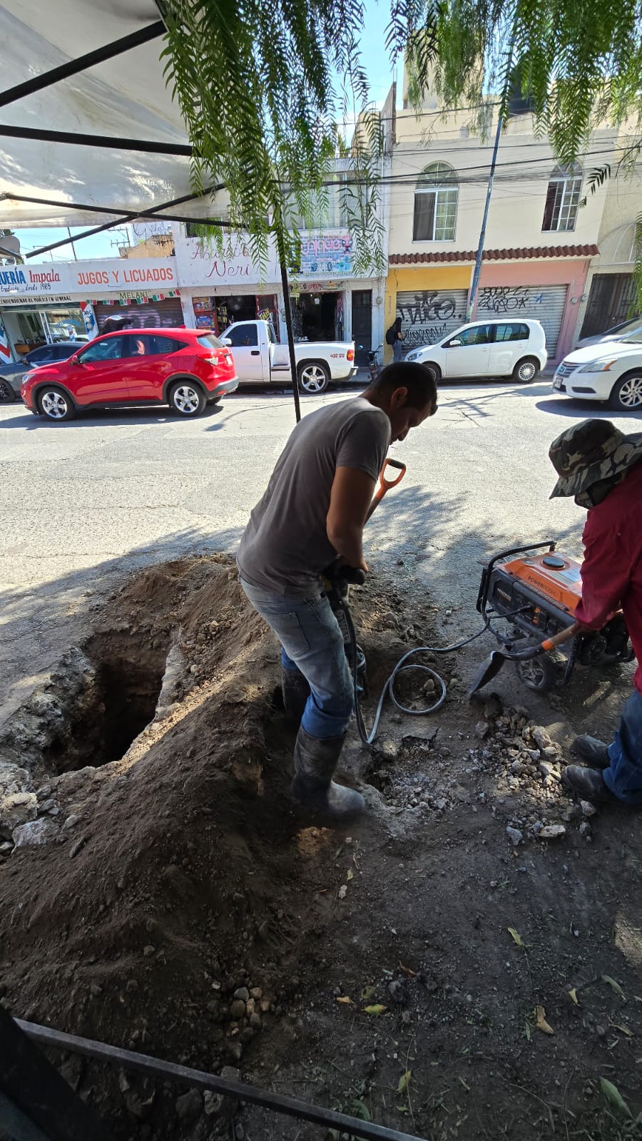 INTERAPAS mantiene trabajos para mejorar el suministro de agua en Privada Villas Vallarta