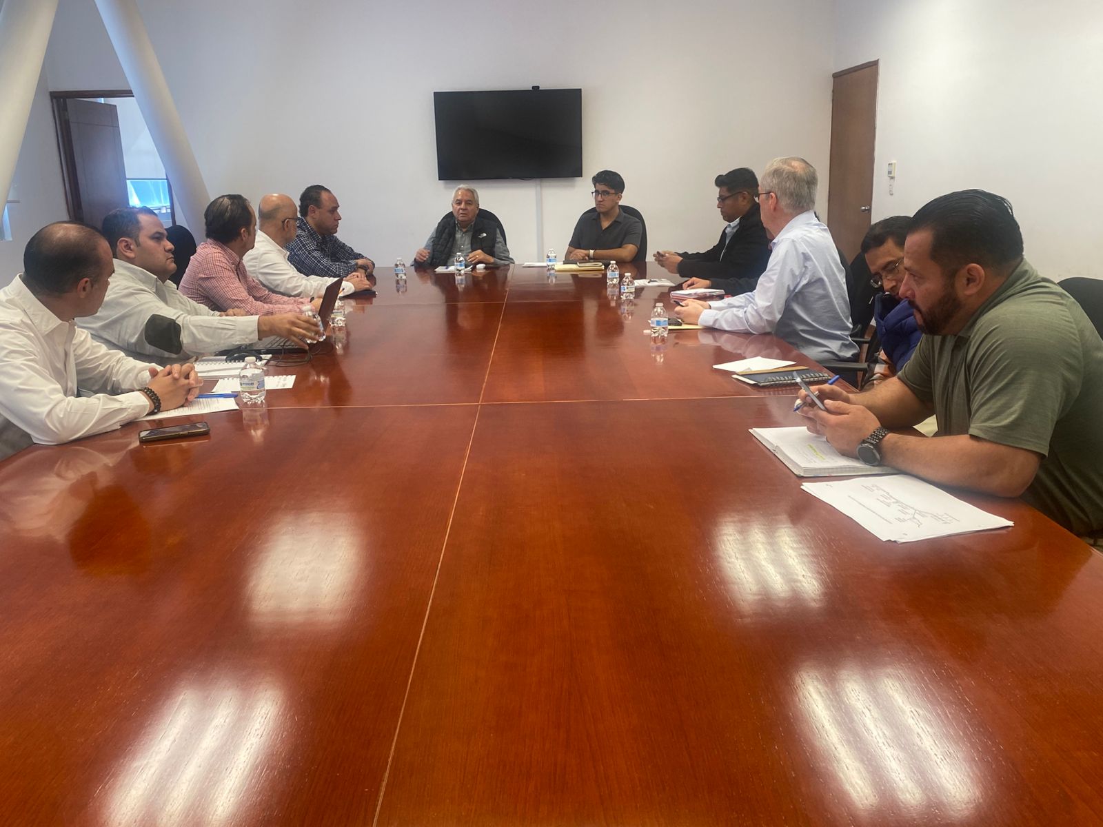 Interapas se reúne con CANADEVI y CMIC para analizar Manual Técnico de Redes Hidrosanitarias